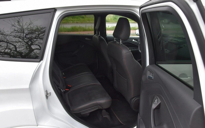 Ford Kuga cena 66899 przebieg: 97000, rok produkcji 2017 z Pieńsk małe 631